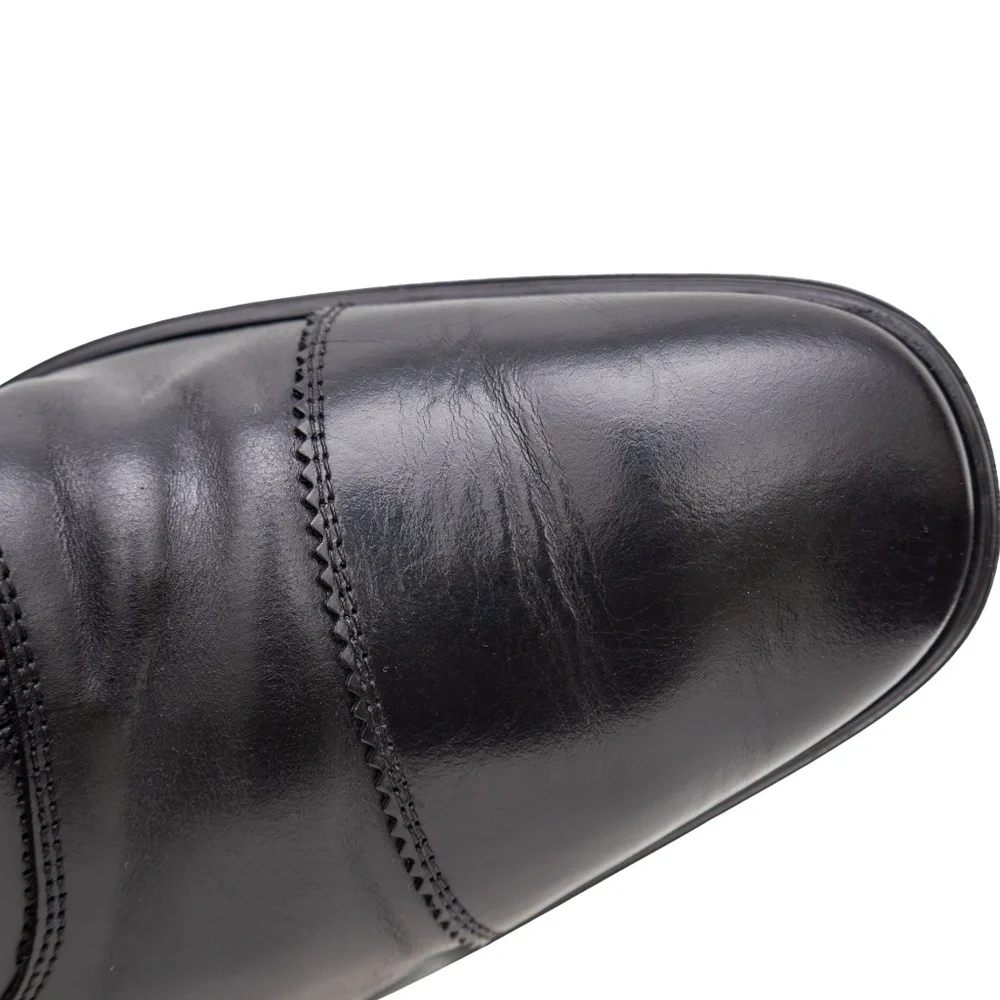 Salvatore Ferragamo Black‎ Leather Cap-Toe Oxfords – Men’s Size US 9.5D